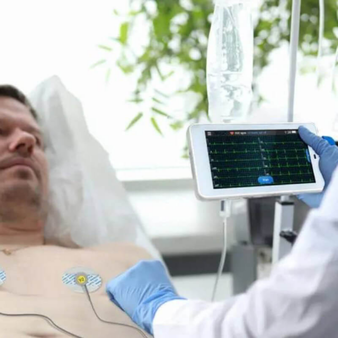Viatom ECG 500 6/12 elvezetéses zseb-EKG készülék - Image 5